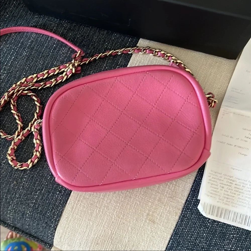 ❌SOLD CHANEL camera bag, AUTHENTIC❌SOLD - Picture 3 of 16